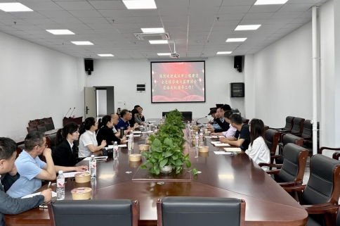 武汉光谷职业学院 武汉市工程建设全过程咨询与监理协会合作签约